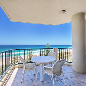 Three-Bedroom Apartment Ocean View
